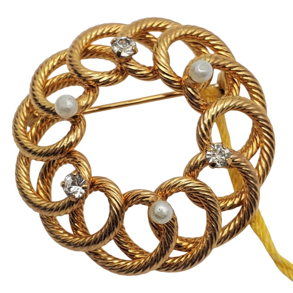 Begere Circle Brooch Infinity Faux Pearl Rhinestone Gold Tone‎ Round Dome Pin